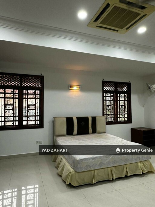 Taman Sri Jelok, Kajang | 2-Storey Semi-D 5 Bedrooms | RM3500 - Fully Furnished and Renovated with ID