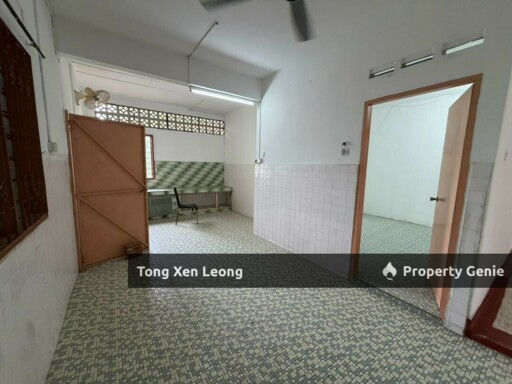 Below Value Double Storey Corner Lot For Sale @ Kampung Lapan