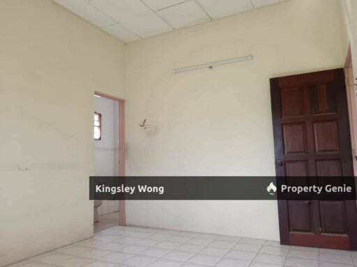 Botani Taman Lapangan Pelangi Double Storey Corner Semi D Basic Unit