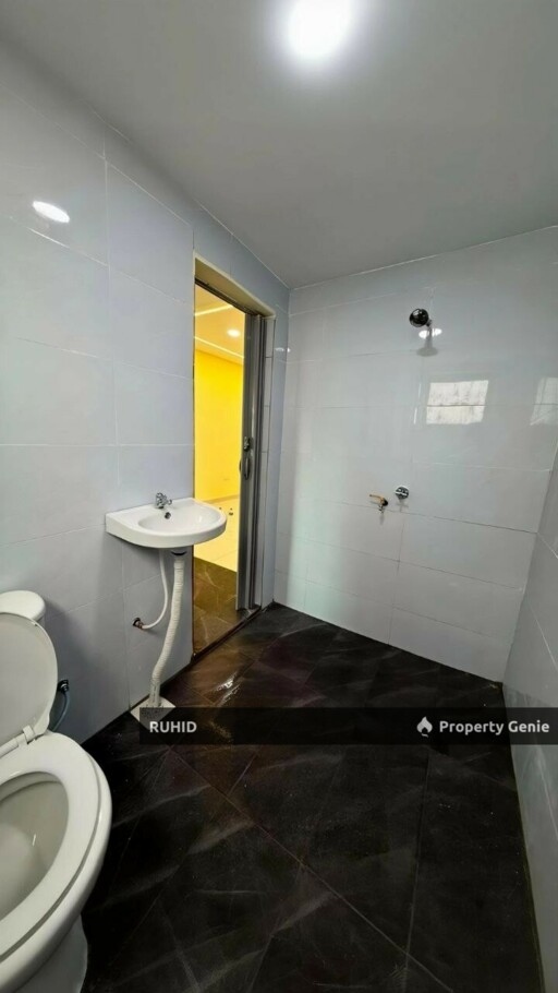 Freehold Non Bumi Flat Skudai | Taman Selesa Jaya