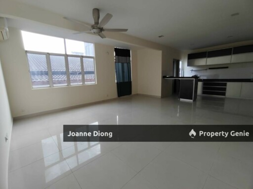 Bandar Utama Town House