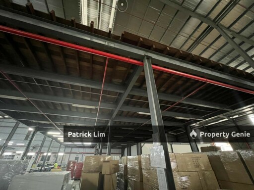 Factory / Warehouse For Rent @ Taman Perindustrian Krubong
