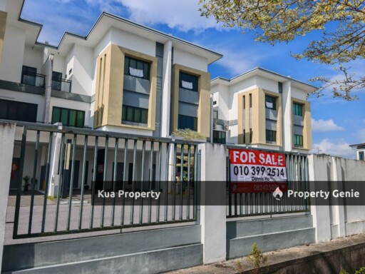 Bucida Lower Unit Townhouse For Sale! at 10th Mile
