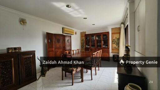 3 Storey Bungalow With Huge Garden Security Good Location Cul De Sac Surrounded with Elite Bungalow For Sale Taman Desa Kuala Lumpur