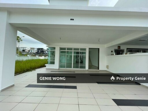 CORNER Kempas Utama Cluster House