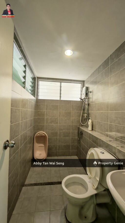 Why Pay RM700+ per sqft? Own This Alam Damai Corner Unit at Only RM490 per sqft