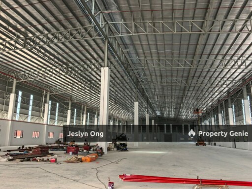 1.5 Storeys Detached Factory at Seelong, Senai for Rent