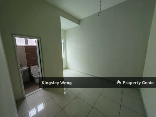 Bandar Lahat Mines Hill Park Double Storey Terrace House Facing Empty Land Gated & Guarded  Near Pengkalan