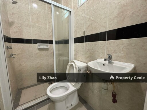 Semi Detached 2-Storey, 5Bed 5Bath, Renovated Basic Fittings, Beautiful Unit, Taman Prima Jaya, Penampang, Kota Kinabalu.