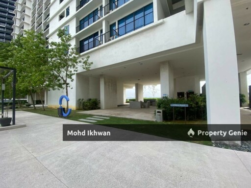 Trefoil Studio Unit Fully Furnished