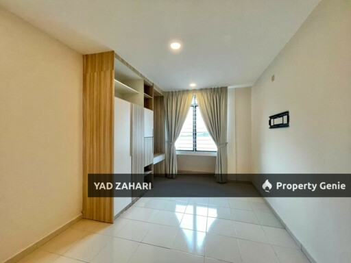 Taman Tasik Prima, Puchong | Townhouse 5 Bedrooms | RM890K - Fully Furnished, Roof Deck Facing Lake View & Spacious Built Up