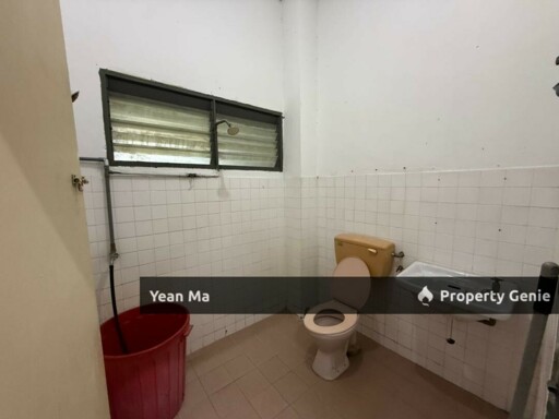 (Corner Lot)2 Storey Taman Rawang Jaya For Sales