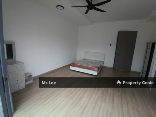 Renovated 2 Storey House - Diamond City @ Semenyih - Sale Below Bank Value Rm40k