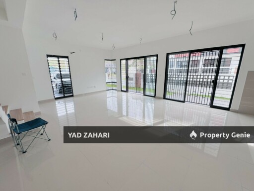 Elmina Green 7, Shah Alam | 2-Storey Terrace 5 Bedrooms | RM1.5M - Endlot, Brand New, Extra Land Back and Side
