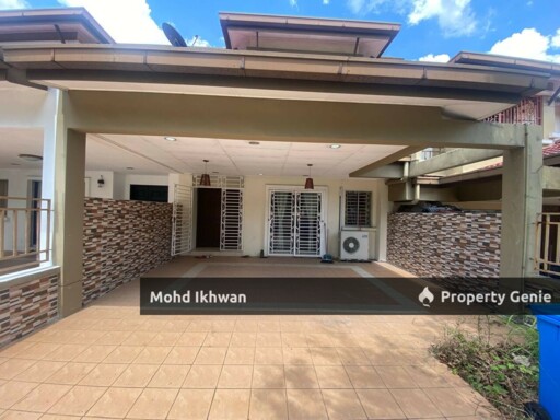 2 Storey House Fully Furnished