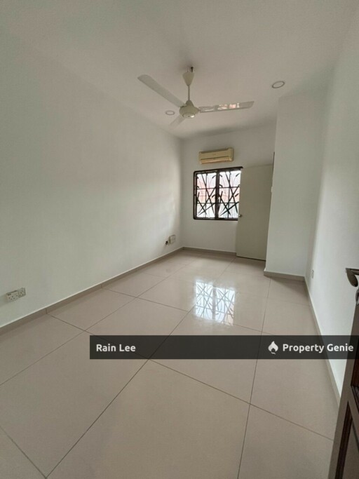 Freehold / Fully Extended / 3 Storey Terrace for Sale / Intermediate Lot / Near Pavilion Bukit Jalil /24Hrs Security with Gated & Guarded