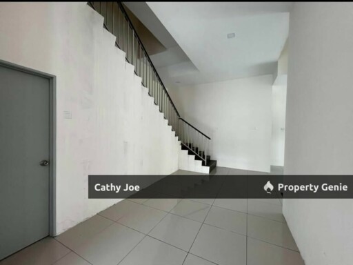 DOUBLE STOREY CORNER LOT AT LAHAT, IPOH