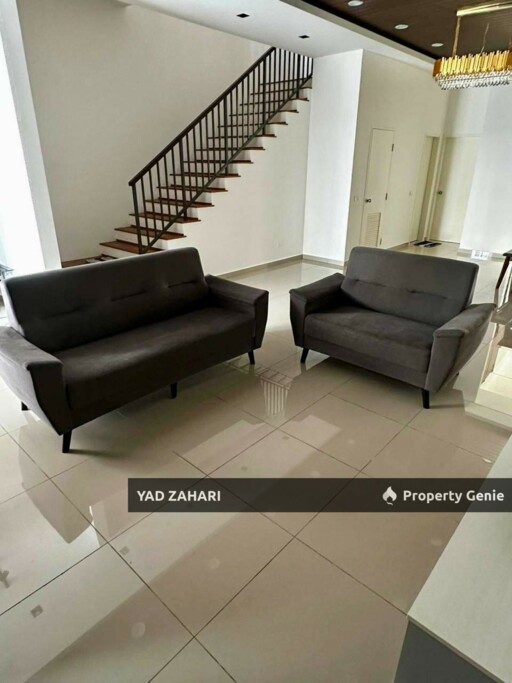 Birchpark, Semenyih | 2-Storey Terrace 4 Bedrooms | RM3000 - Fully Furnished & Spacious Car Porch with 24h Security Guard