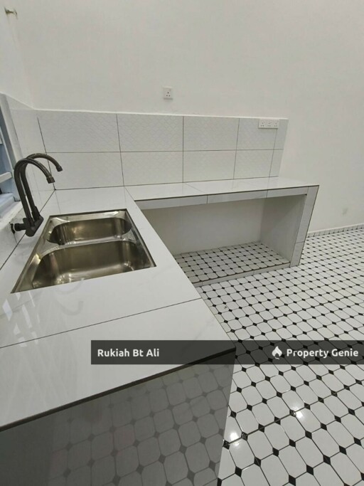 Ready To Move In Terraced Home In Taman Seri Teluk Emas