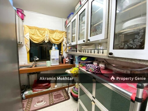 Fully Renovated | Double Storey Semi- D  Jalan Siakap Seksyen 17 Shah Alam .