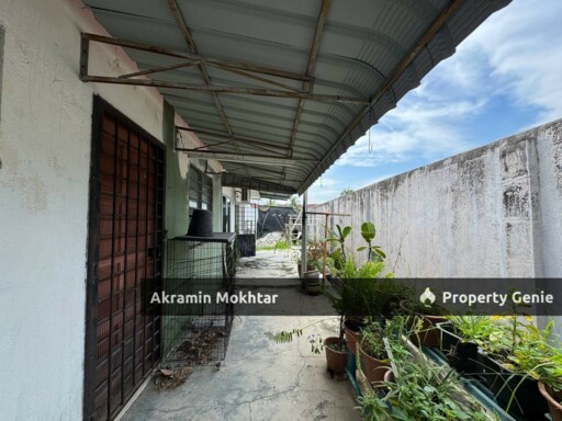 Freehold, Renovated &  End Lot | Single Storey Terrace @Taman Wira/ Taman Orkid | Meru, Klang