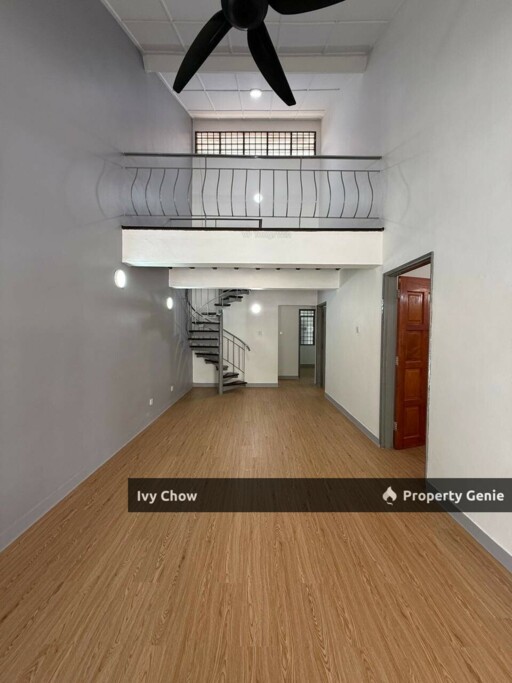 Taman Molek Single Storey Near Shop