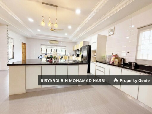 FREEHOLD OPEN TITLE, Facing Playground 2 Storey Bungalow Forest Heights, Seremban.