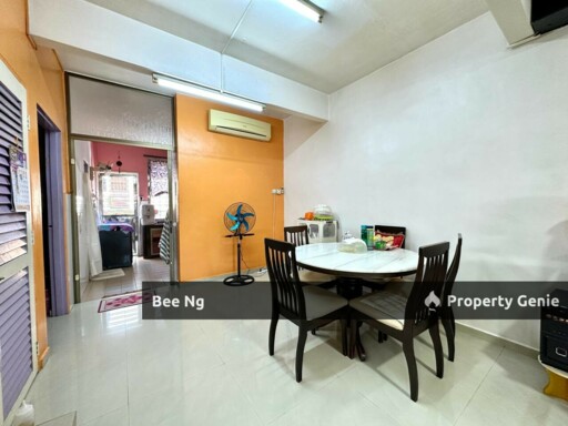 Taman Universiti / Jalan Kebangsaan / 2 Storey Terrace