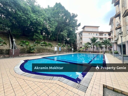 [Corner] Saujana Apartment, Damansara Damai