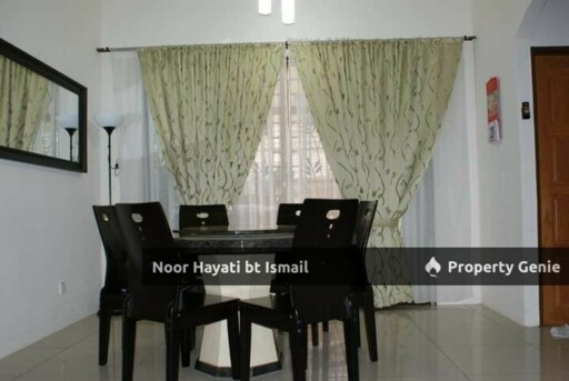 For Sale: SEREMBAN Sikamat, 𝗙𝗨𝗟𝗟𝗬 𝗙𝗨𝗥𝗡𝗜𝗦𝗛𝗘𝗗  Renovated 1.5 Semi D Taman Villa Suria Warisan Puteri Sikamat Seremban RM650k