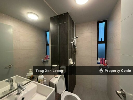 Admiral Residence 3 Bedroom Unit For Rent !!