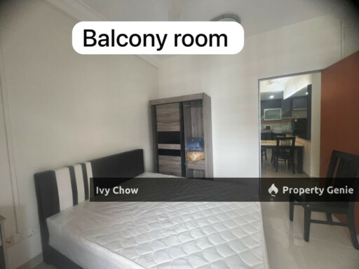 Kipark Tampoi Room for Rent
