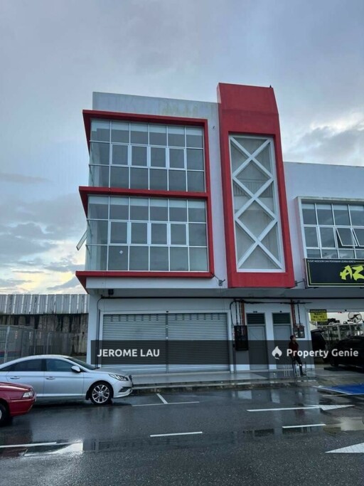 Bandar Uda Utama Next to Sutera & Nusa Bestari End Lot  Shop for Rent