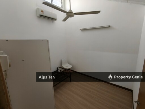 PJS 9/12, Bandar Sunway  , Medium room