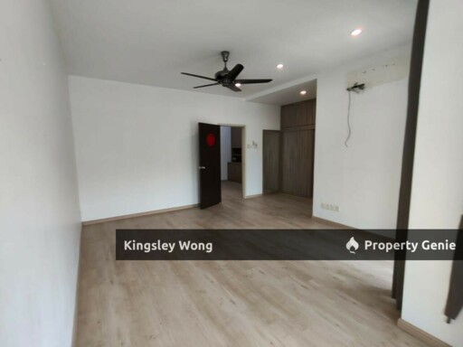 Pengkalan Tiara Double Storey Terrace House Below Bank Value Cash Back / Full Loan Available Near Station 18 Lahat Menglembu