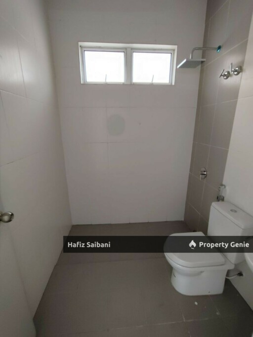 End Lot Double Storey Terrace D' Kayangan Sekyen 13 Shah Alam