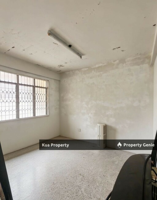 Double Storey Terrace Corner House Located at Jalan Arang