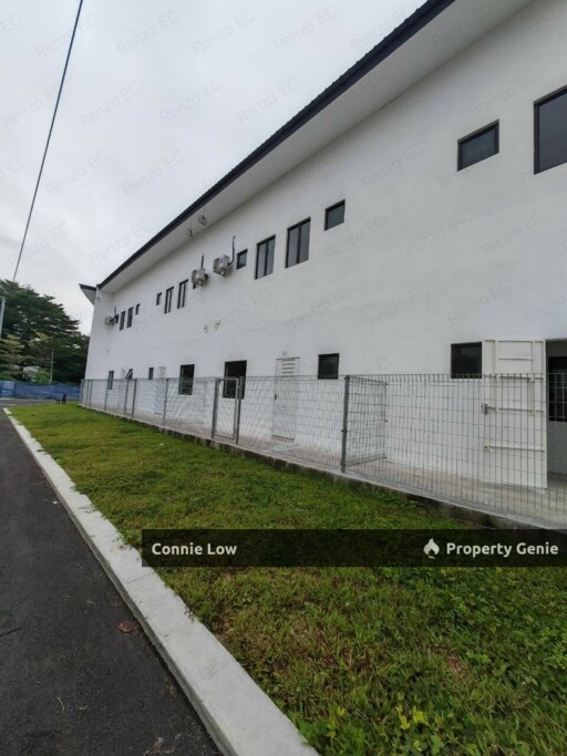 Full Loan & Cash Back Available! Last 2units Bumi Lot 🎊Guarded community 🧑‍✈️  Jalan Kuala Kangsar 𝗜𝗣𝗢𝗛 𝗧𝗢𝗪𝗡 𝗡𝗲𝘄 𝗗𝗼𝘂𝗯𝗹𝗲 𝗦𝘁𝗼𝗿𝗲𝘆 Super Link 𝗧𝗲𝗿𝗿𝗮𝗰𝗲 🎉High Ceiling
