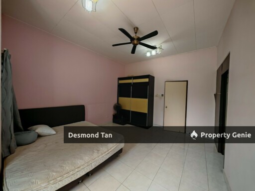 Garden City Homes Seremban 2 ( Facing No House & Renovated ), Seremban