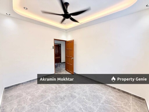 FULLY RENOVATED 2 Storey Terrace Taman Puchong Indah .