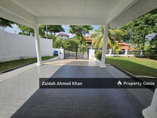 Exclusive Bungalow Seksyen 9 Shah ALam With Spacious Garden Hot Prime Area For Sale