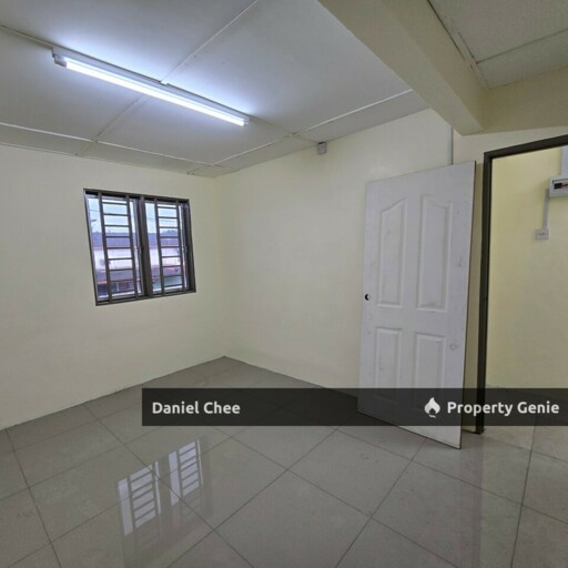 Ipoh Tasek Taman Bertuah Renovated Double Storey Intermediate Corner House For Sale