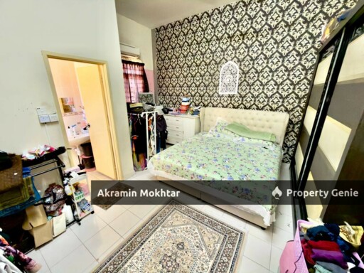 END LOT 3 Storey Terrace De Puncak Ukay, Taman Ukay Perdana, Ampang Selangor .