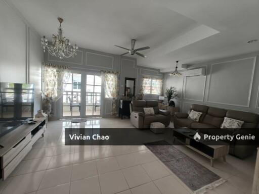 Beautiful Fully Renovated 3Storey Terrace Thompson Pines for Sale