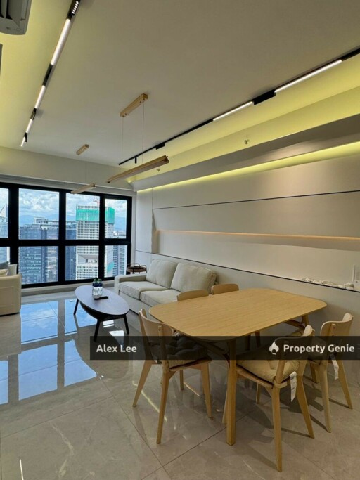 In TRX and KLCC Below Market Price Three bedrooms View to believe it