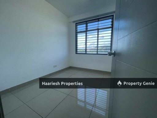 EASTBAY LUXURY APARTMENT PANGSAPURI SERI BAYAN, MASAI
