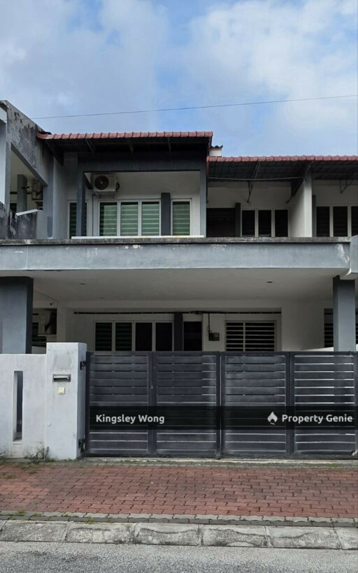 Botani Lapangan Hartamas Basic unit Facing South Near Schools hospital Simpang Pulai Toll