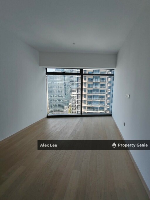 KLCC Luxury Property for Sell