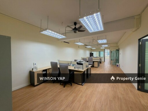 3 Storey Shop Office First Floor Taman Molek JB Fully Office Furnished