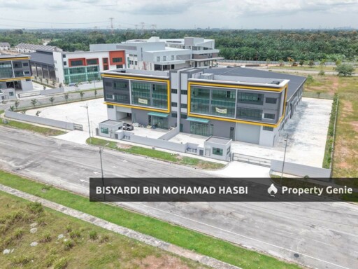 SEMI DETACHED FACTORY WAREHOUSE @ CIPTA 3 BANDAR SERENIA SEPANG .